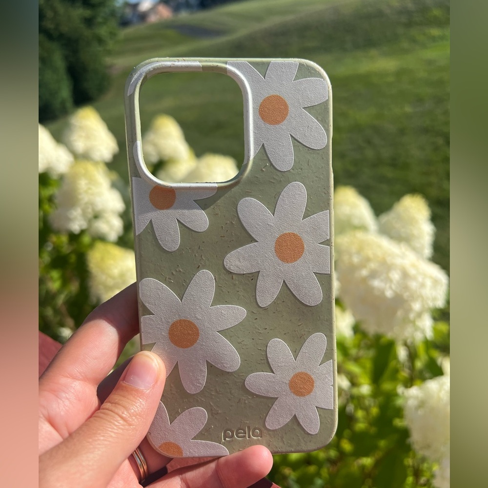 iphone 13 pro pela case